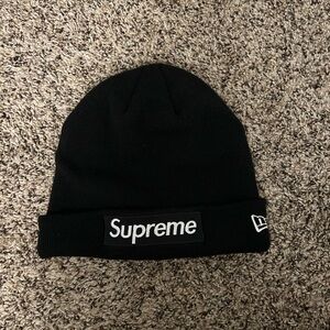 Supreme hat